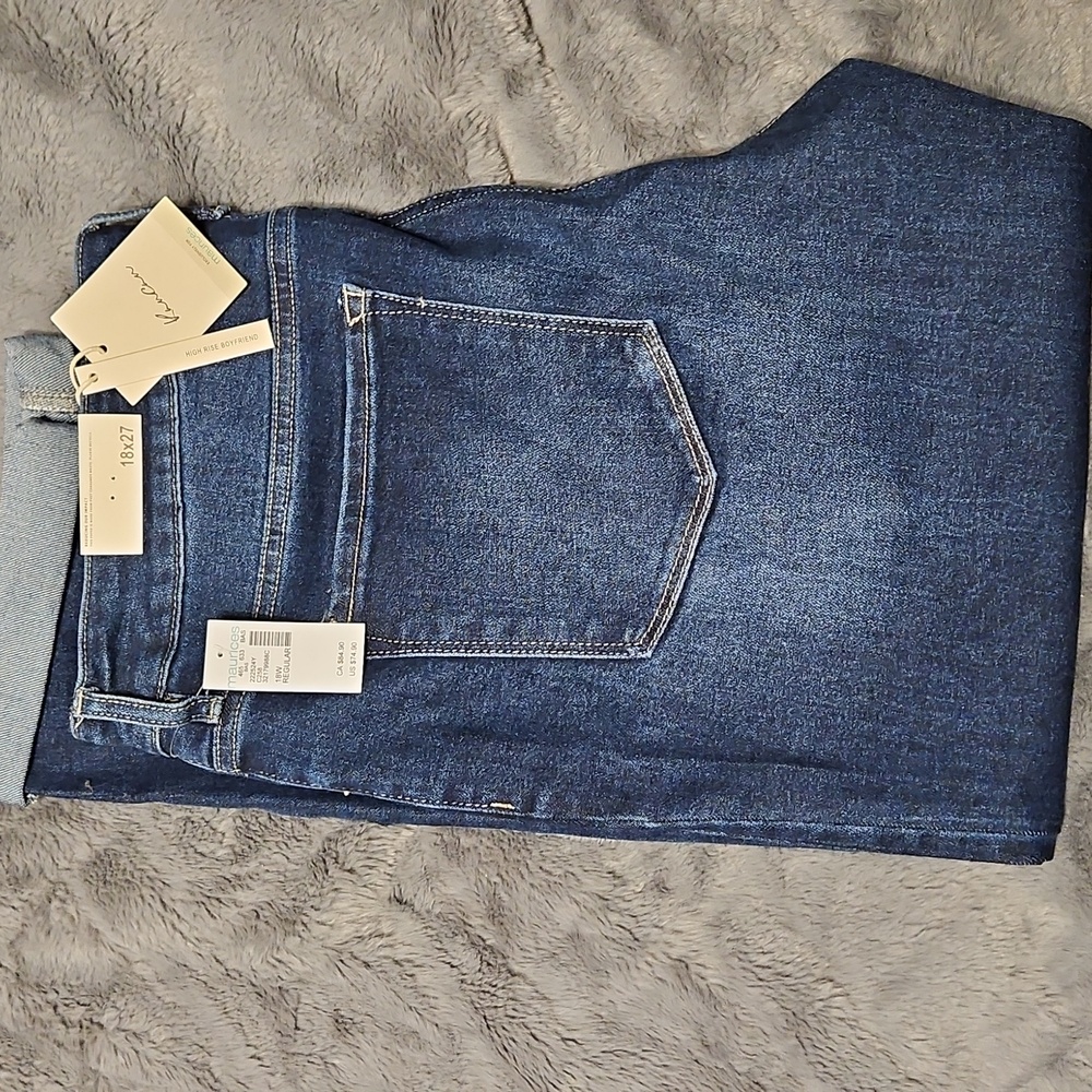 NWT KanCan Dark Blue Slim Fit Jeans 18x27